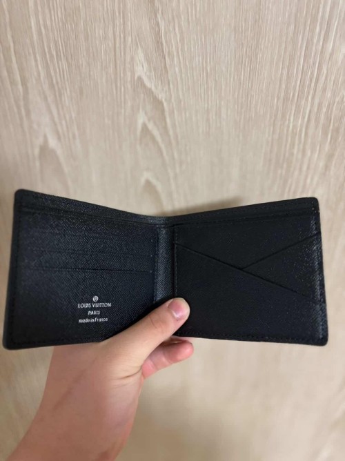 루이비통 반지갑